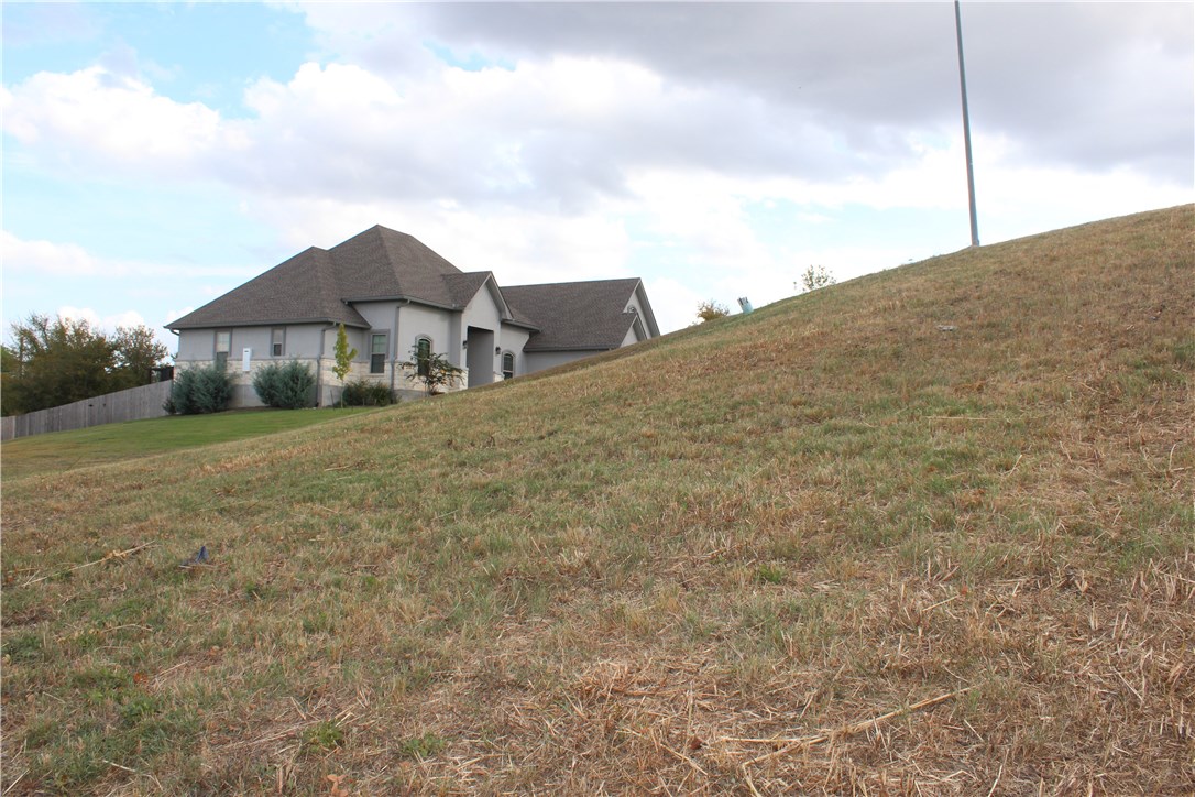 1700 Tanner Loop Taylor, TX 76574 - Photo 1 of 1