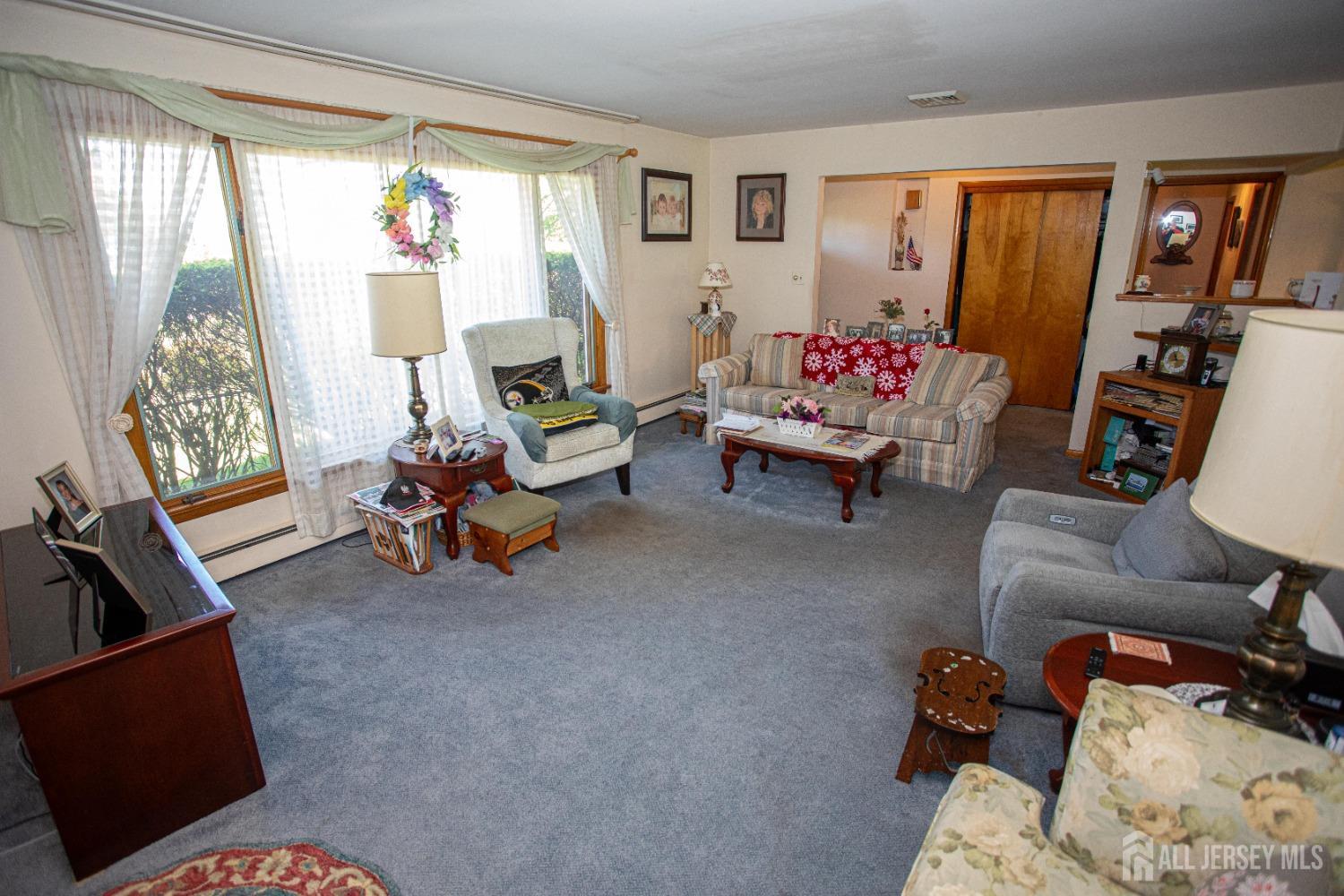 282 Bridgepoint Road Belle Mead, NJ 08502 - Photo 7 of 49