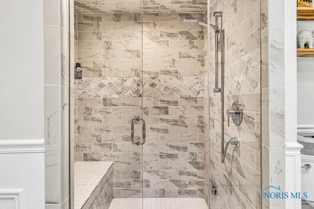 4331 Indian Road Toledo, OH 43615 - Photo 35 of 50 Primary Bathroom