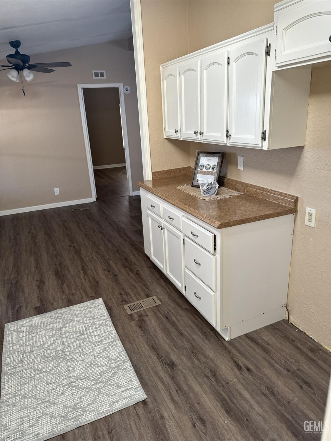 Undisclosed Address Tehachapi, CA 93561 - Photo 9 of 20