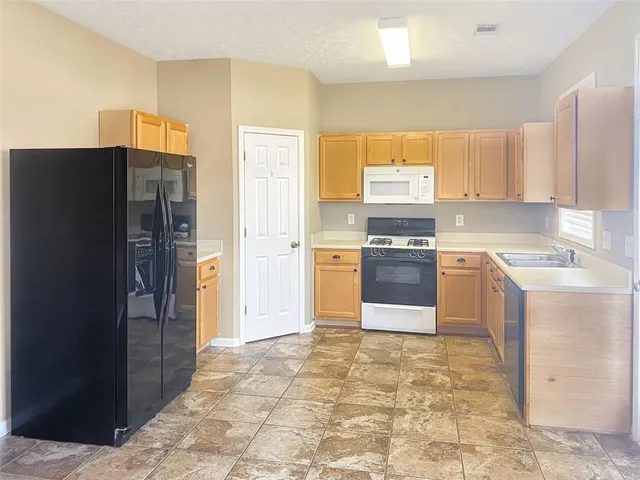 $1,800 | 3033 Kentmere Drive, Cumming, GA 30040