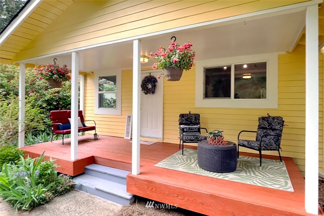 3727 Dyes Inlet Road Northwest Bremerton, WA 98312 - Photo 2 of 40 Gallery Image 2