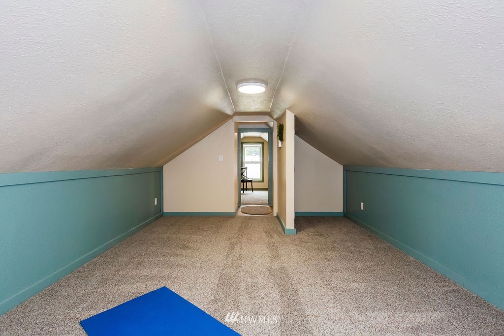 3727 Dyes Inlet Road Northwest Bremerton, WA 98312 - Photo 22 of 40 Gallery Image 22