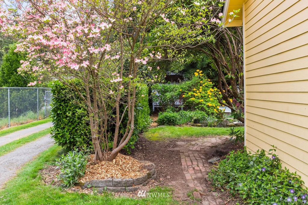 3727 Dyes Inlet Road Northwest Bremerton, WA 98312 - Photo 26 of 40 Gallery Image 26