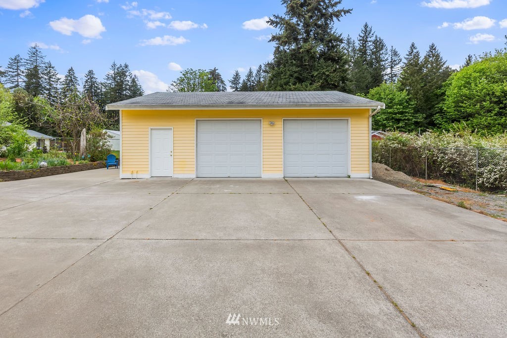 3727 Dyes Inlet Road Northwest Bremerton, WA 98312 - Photo 33 of 40 Gallery Image 33