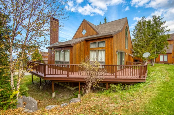 $1,199,000 | 11 Club House Drive, Unit 11, Rangeley, ME 04970