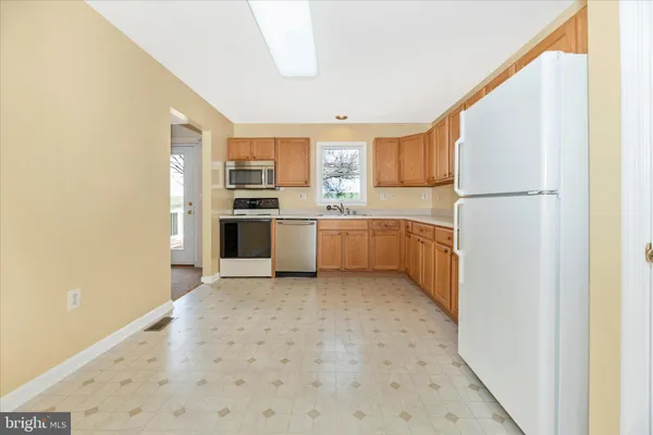 $2,400 | 823 Snowfall Way, Westminster, MD 21157