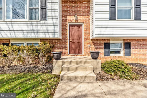 $2,400 | 823 Snowfall Way, Westminster, MD 21157