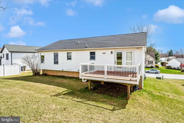 $2,400 | 823 Snowfall Way, Westminster, MD 21157