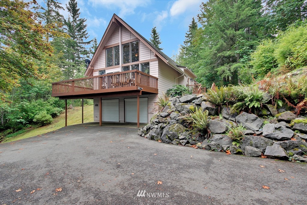 17427 Southeast Covington Sawyer Road Kent, WA 98042 - Photo 1 of 17 Gallery Image 1