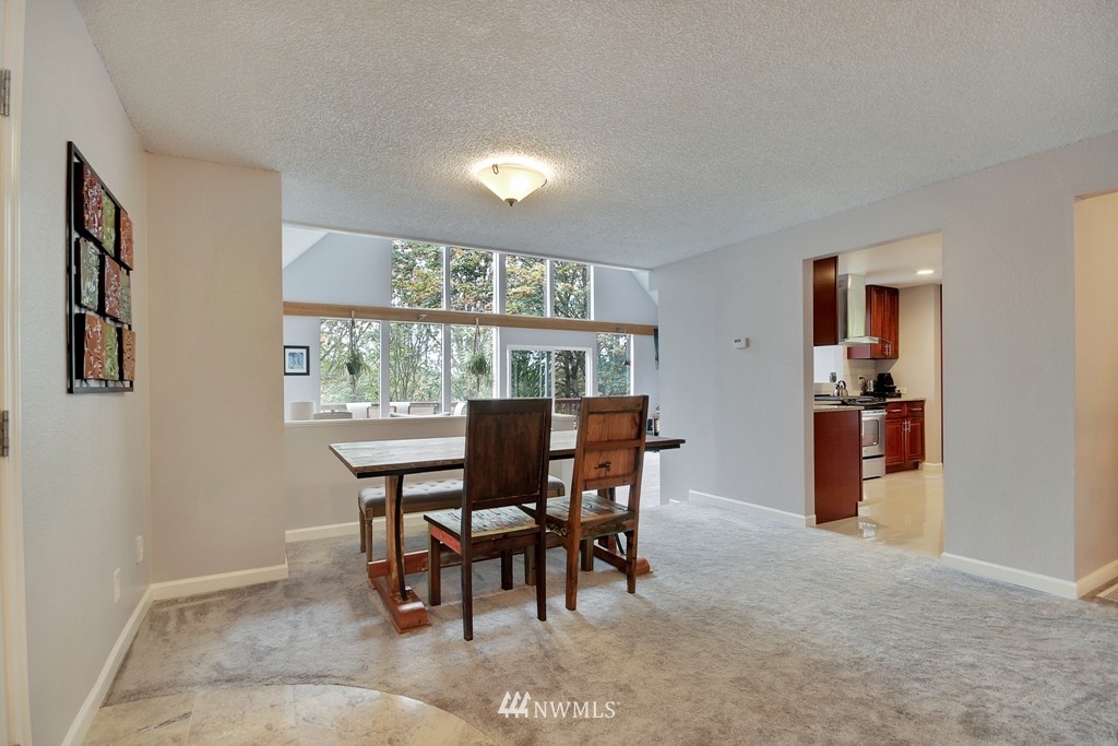 17427 Southeast Covington Sawyer Road Kent, WA 98042 - Photo 7 of 17 Gallery Image 7