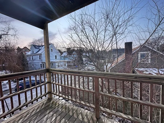 $2,570 | 193 Florence Street, Unit 2R, Boston, MA 02131