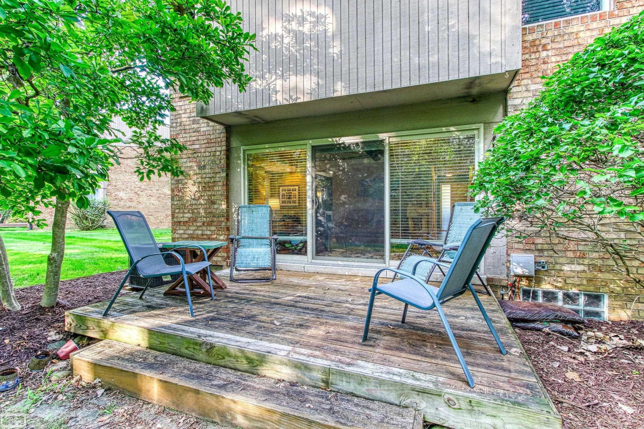 1427 Oakbrook E Drive Rochester Hills, MI 48307 - Photo 51 of 60