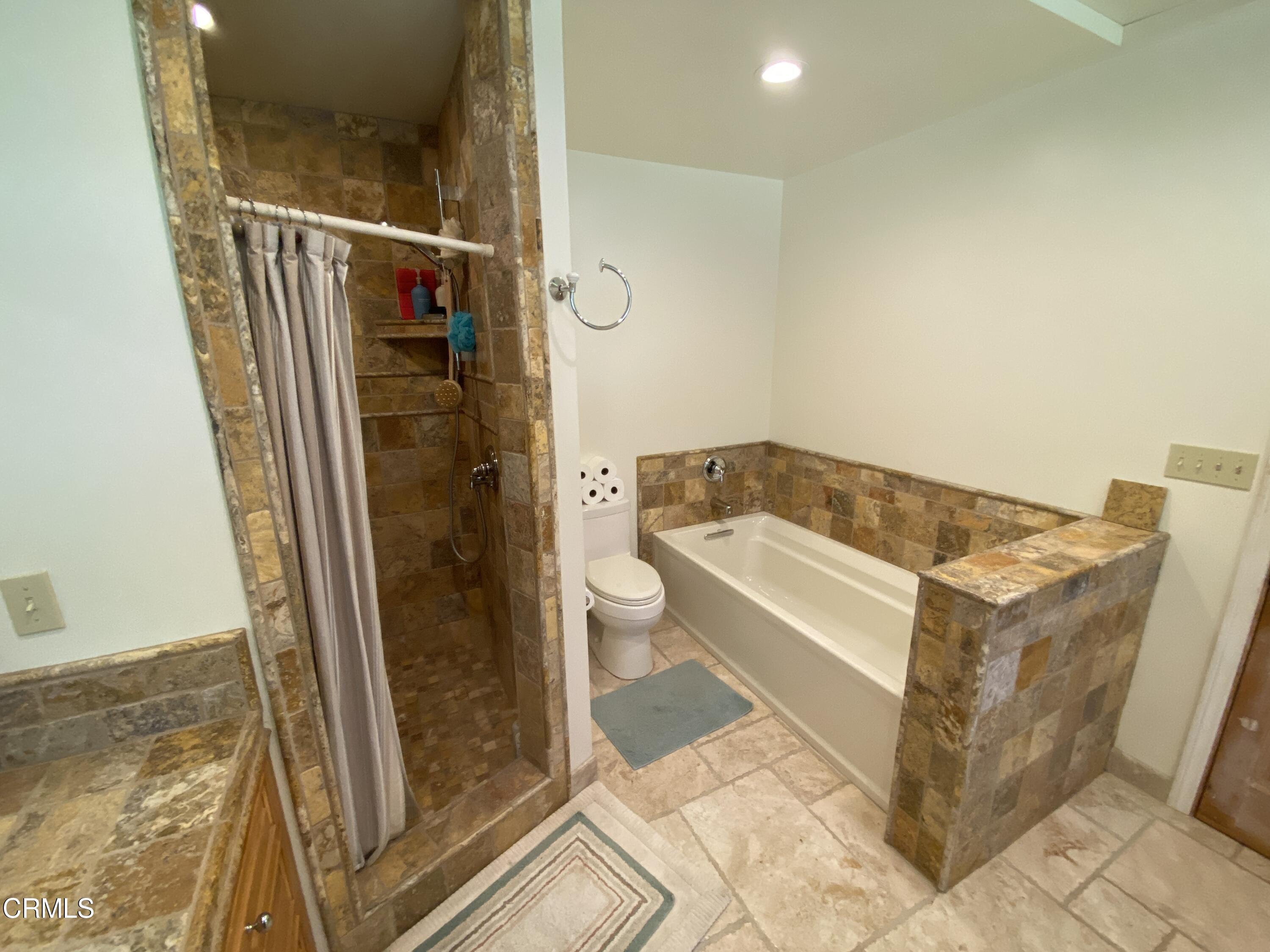 2131 Burnham Road Ojai, CA 93023 - Photo 5 of 39 2022-06-01 16.03.23