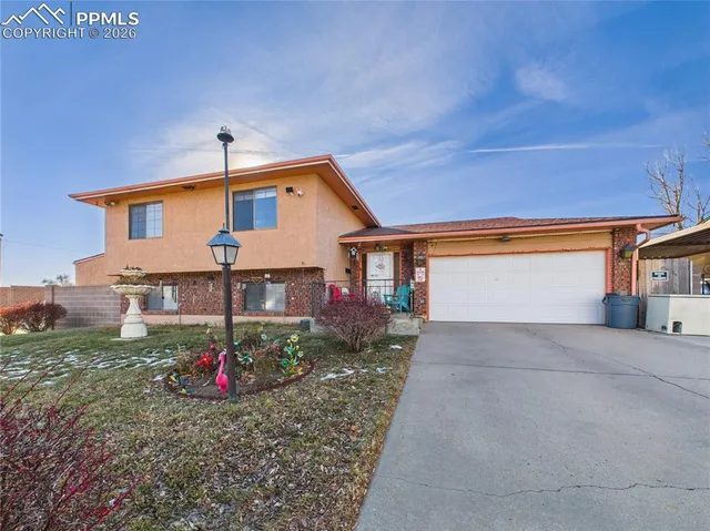 $215,000 | 2 Purdue Street, Pueblo, CO 81005