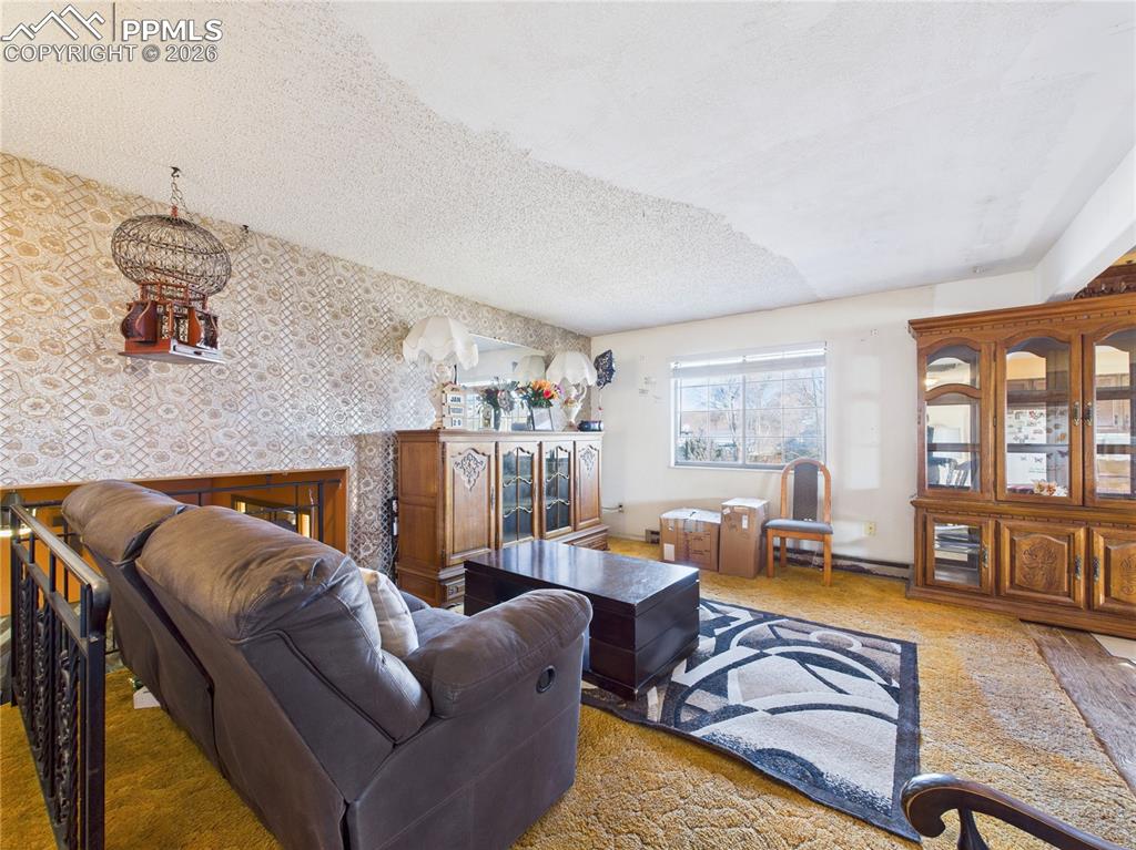 2 Purdue Street Pueblo, CO 81005 - Photo 7 of 33