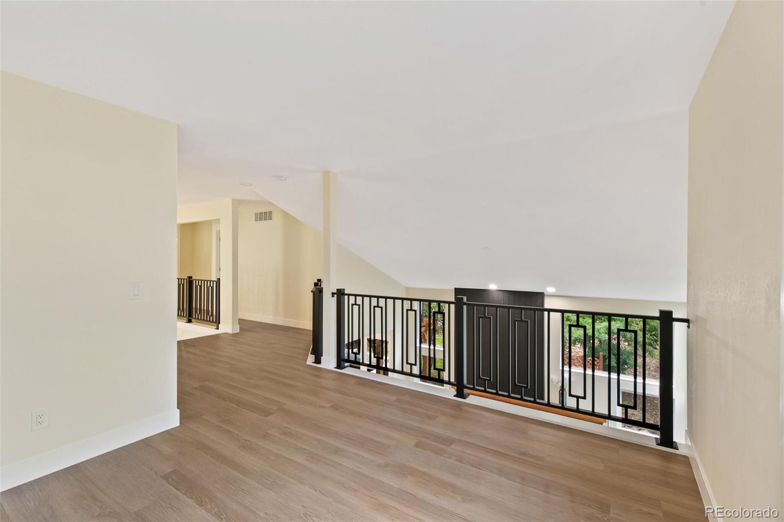 9946 Wyecliff Drive Highlands Ranch, CO 80126 - Photo 21 of 42