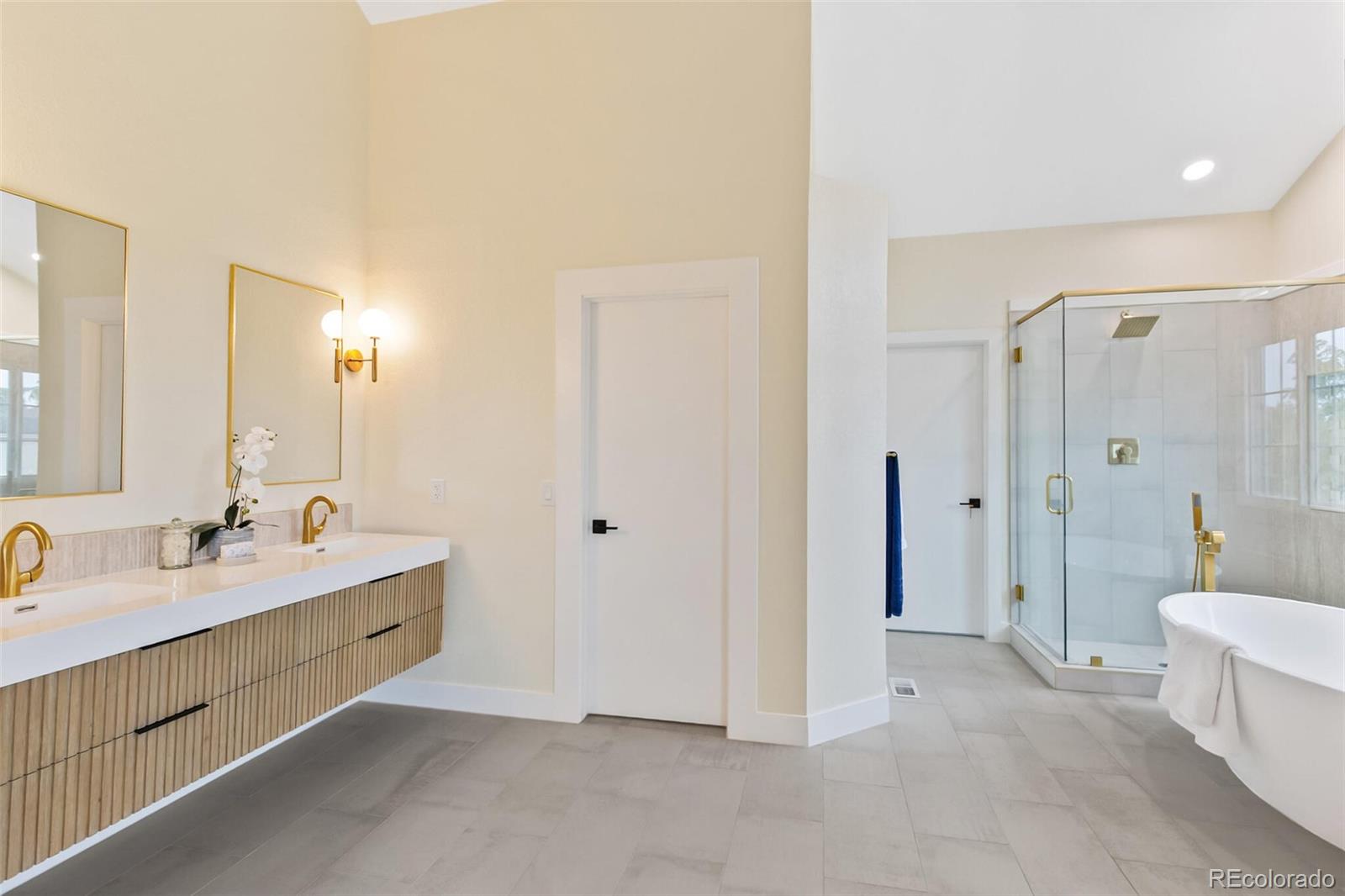 9946 Wyecliff Drive Highlands Ranch, CO 80126 - Photo 25 of 42