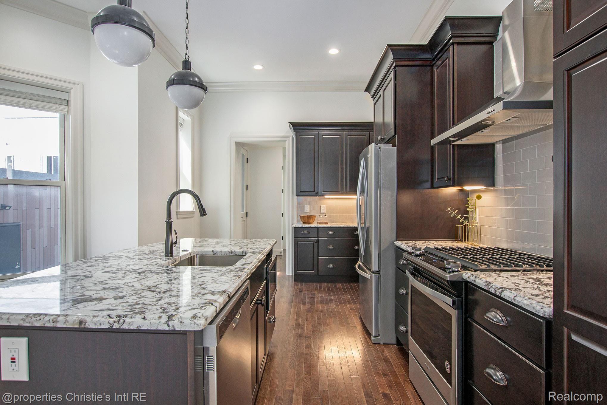 IMG_5631.jpg
