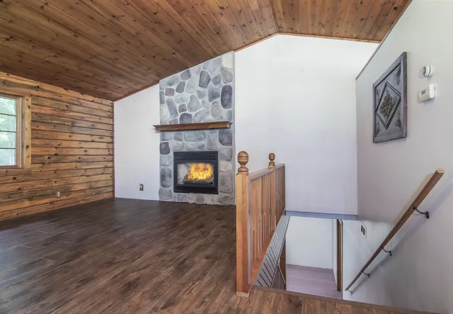 $649,000 | 1442 West Tyler Road, Hart, MI 49420