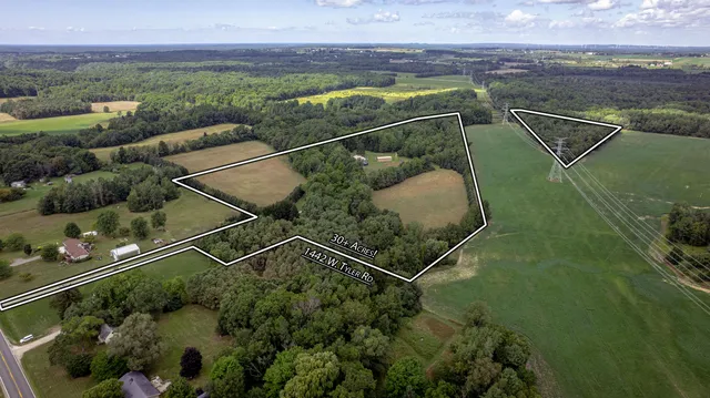 $649,000 | 1442 West Tyler Road, Hart, MI 49420