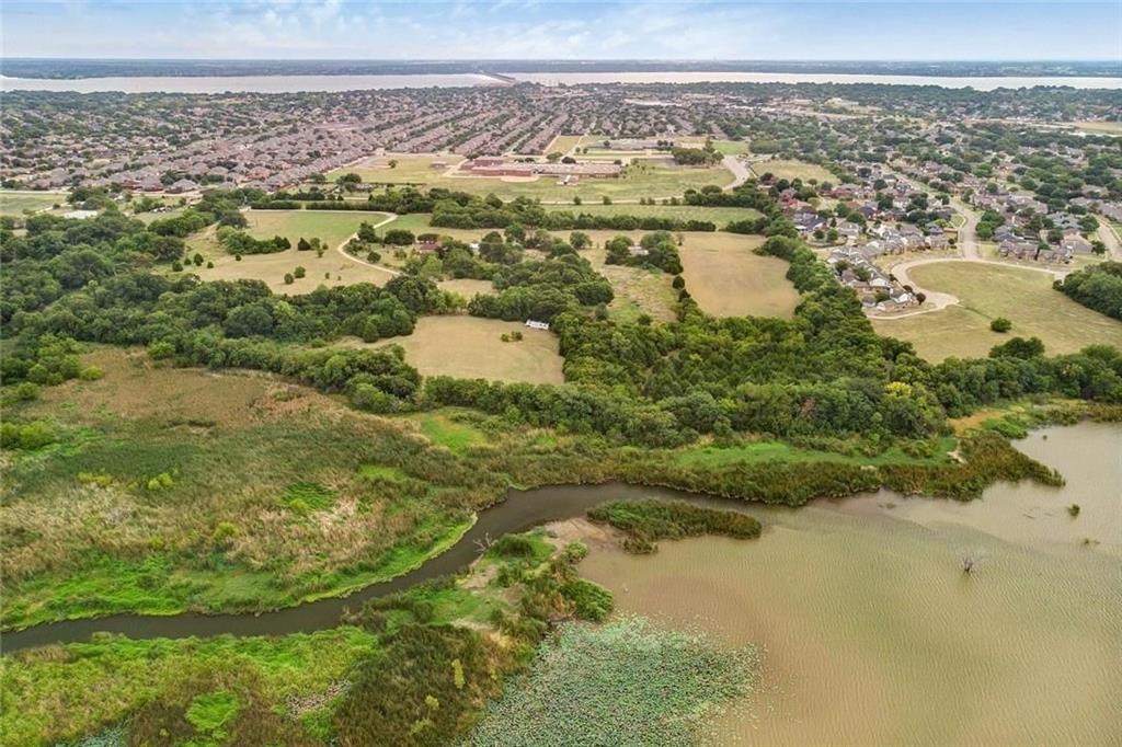 6829 Chiesa Road Rowlett, TX 75089 - Photo 3 of 19