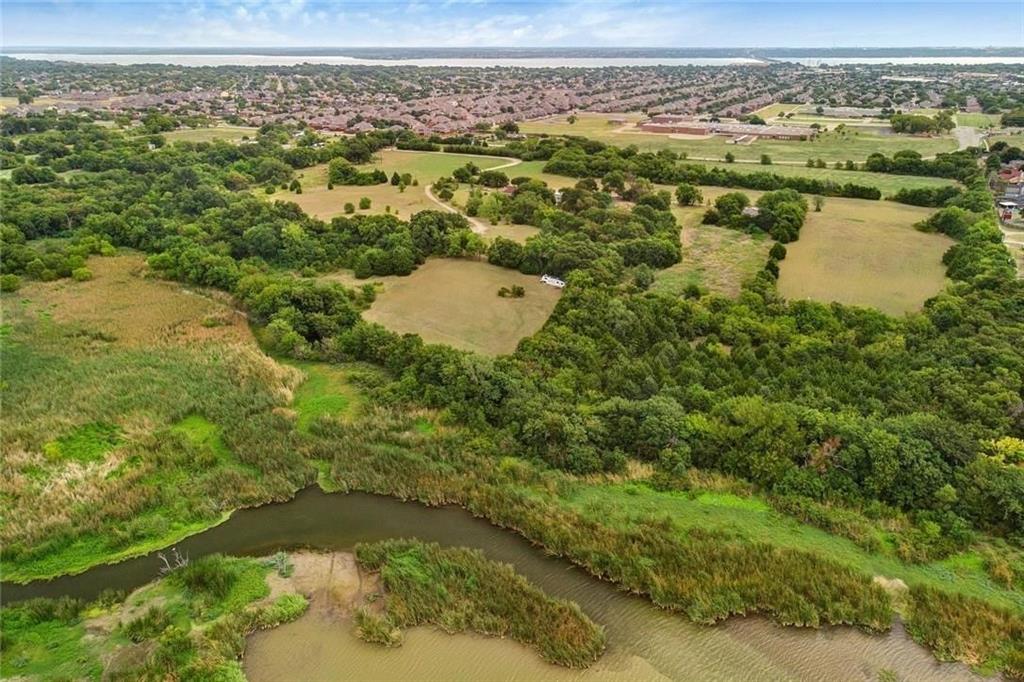 6829 Chiesa Road Rowlett, TX 75089 - Photo 5 of 19