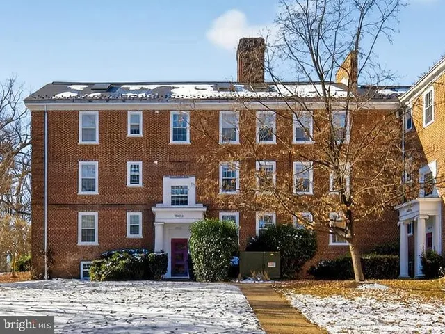 $3,700 | 3450 39th Street Northwest, Unit A685, Washington, DC 20016