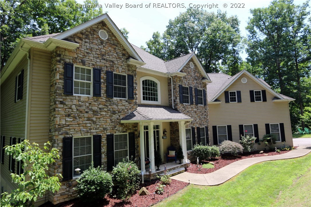 122 Quarry Ridge South Charleston, WV 25304 - Photo 1 of 27 Gallery Image 1