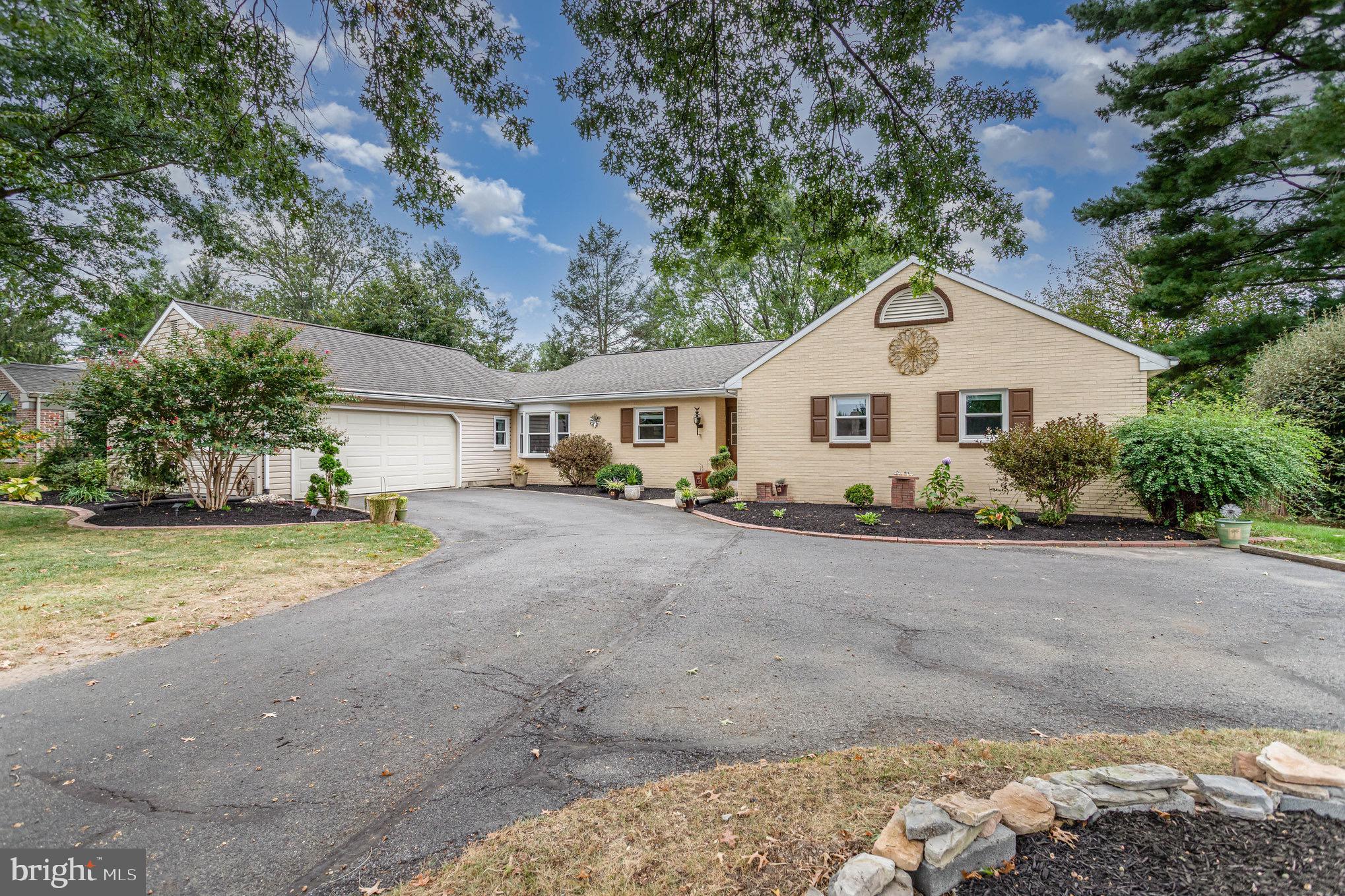 1607 Silver Spring Road Landisville, PA 17538 - Photo 6 of 60 Gallery Image 6