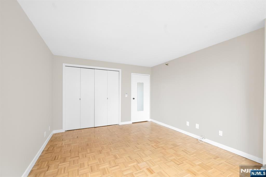 316 Prospect Avenue, Unit 8H Hackensack, NJ 07601 - Photo 2 of 15