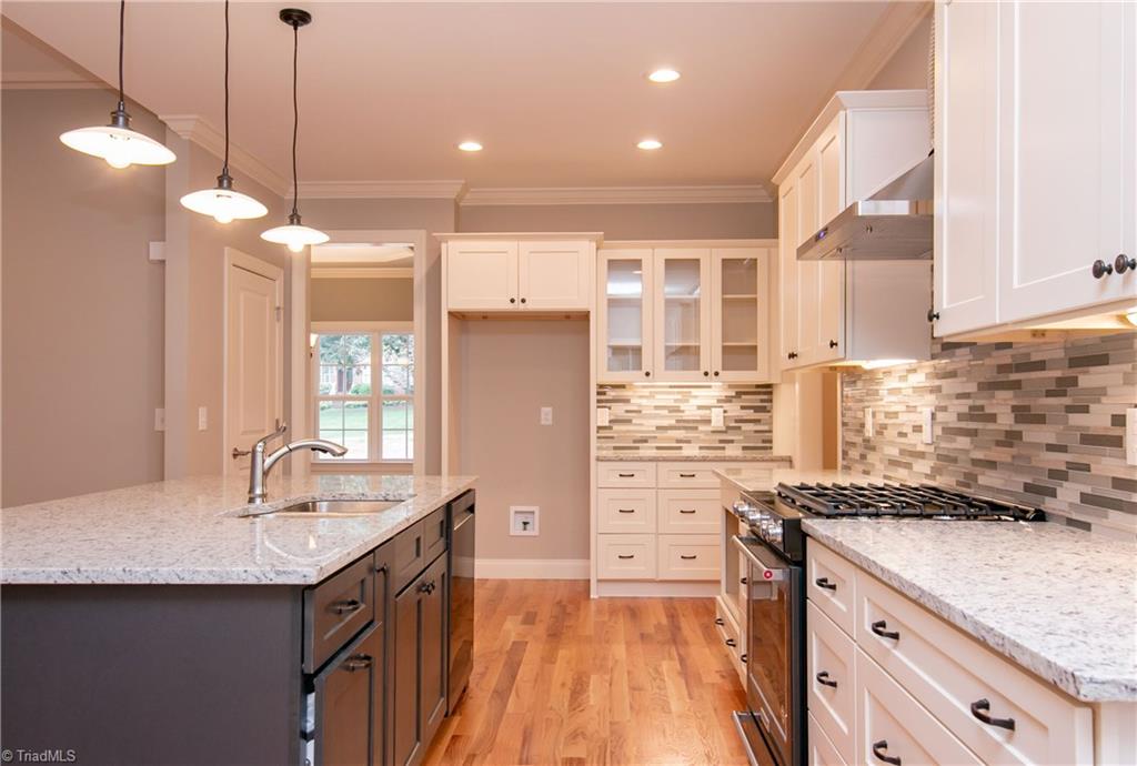 6010 Beckenham Way Oak Ridge, NC 27310 - Photo 10 of 25