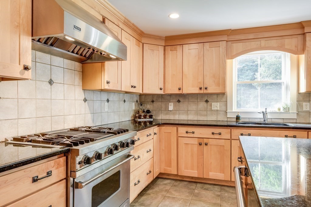 32 Bournedale Road Bourne, MA 02532 - Photo 22 of 41