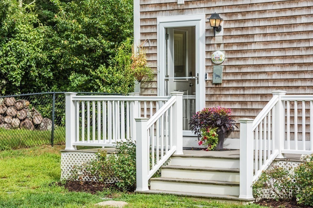 32 Bournedale Road Bourne, MA 02532 - Photo 8 of 41