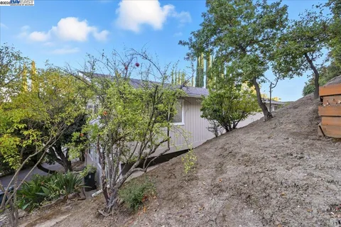 $1,190,000 | 616 Aleta Place, Pleasant Hill, CA 94523