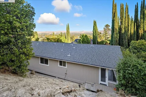 $1,190,000 | 616 Aleta Place, Pleasant Hill, CA 94523