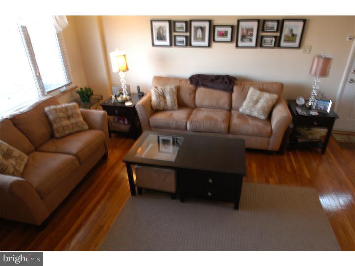 9979 Bridle Road Philadelphia, PA 19115 - Photo 3 of 17 Gallery Image 3