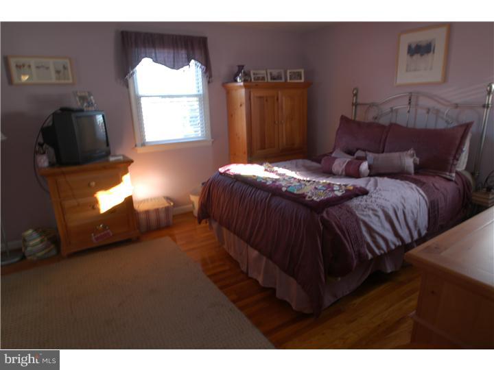 9979 Bridle Road Philadelphia, PA 19115 - Photo 10 of 17 Gallery Image 10