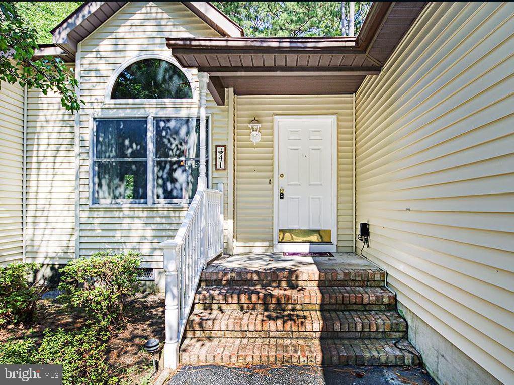 41 Falcon Bridge Road Ocean Pines, MD 21811 - Photo 4 of 45