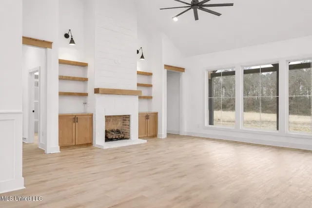 $620,000 | 327 Grace Acres Drive, Brandon, MS 39047