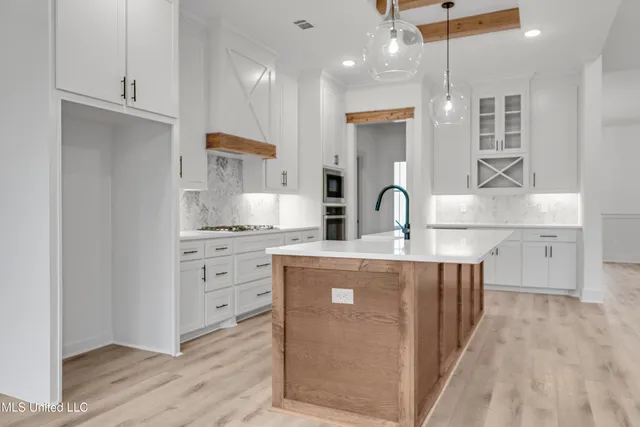 $620,000 | 327 Grace Acres Drive, Brandon, MS 39047