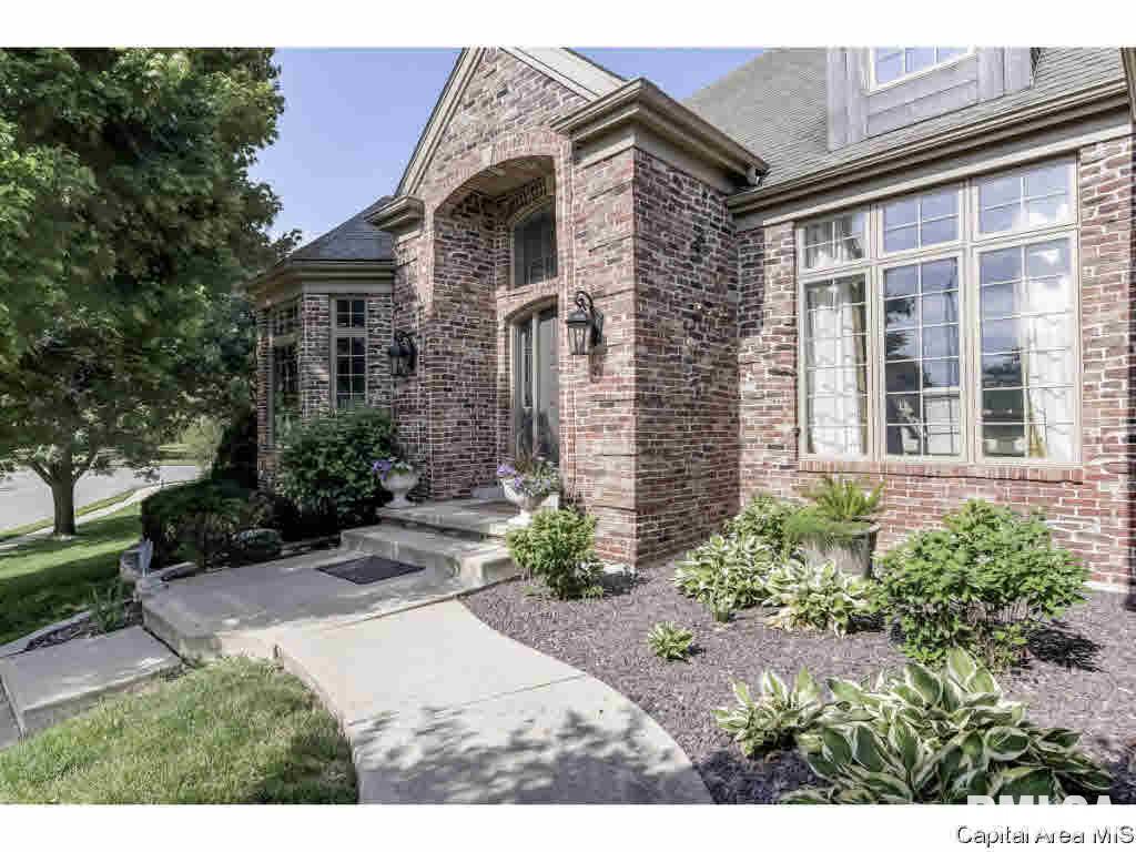4500 Blackwolf Road Springfield, IL 62711 - Photo 1 of 36