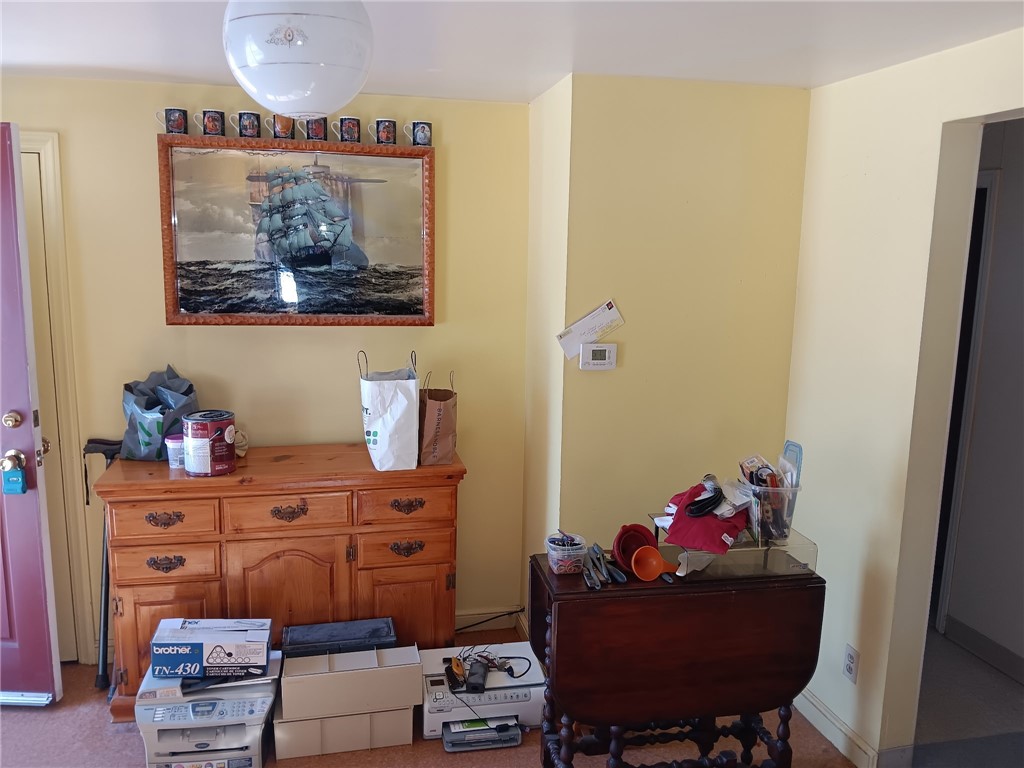 5 Barre Court Warwick, RI 02886 - Photo 6 of 14