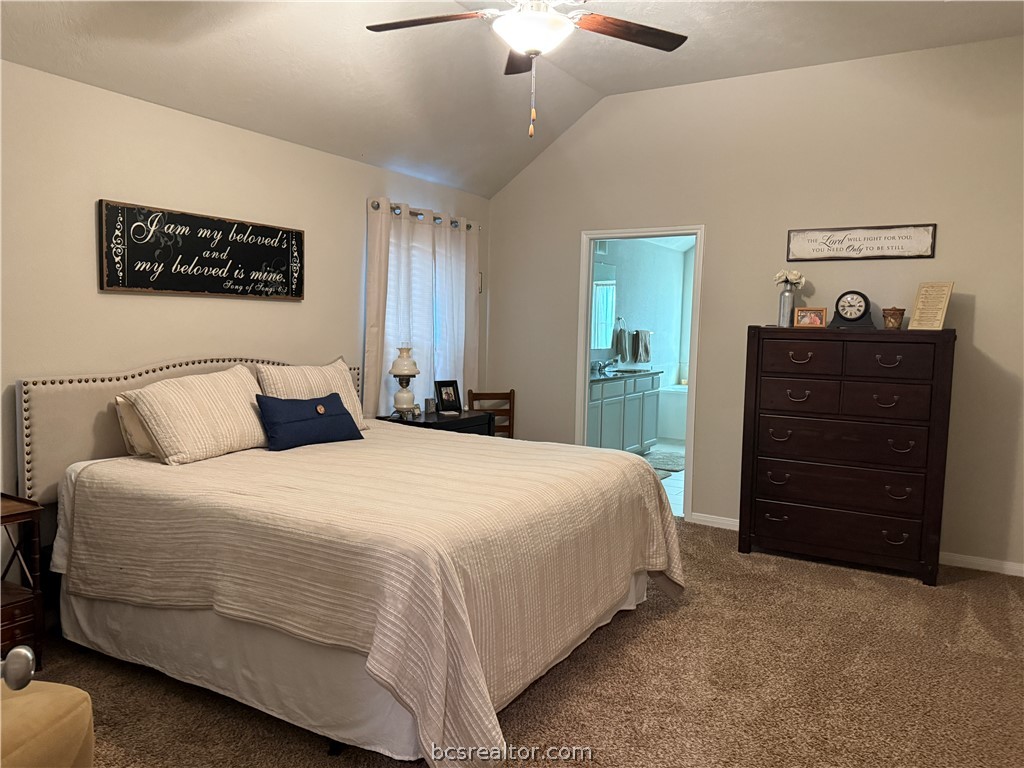 4262 Harding Way Bryan, TX 77802 - Photo 19 of 34