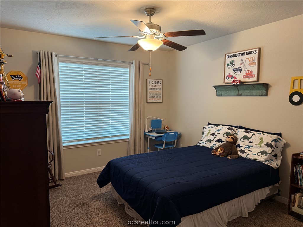 4262 Harding Way Bryan, TX 77802 - Photo 23 of 34