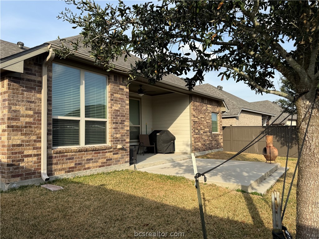 4262 Harding Way Bryan, TX 77802 - Photo 30 of 34
