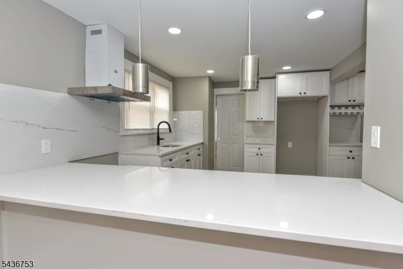 134 North 8th Street Paterson, NJ 07522 - Photo 5 of 19