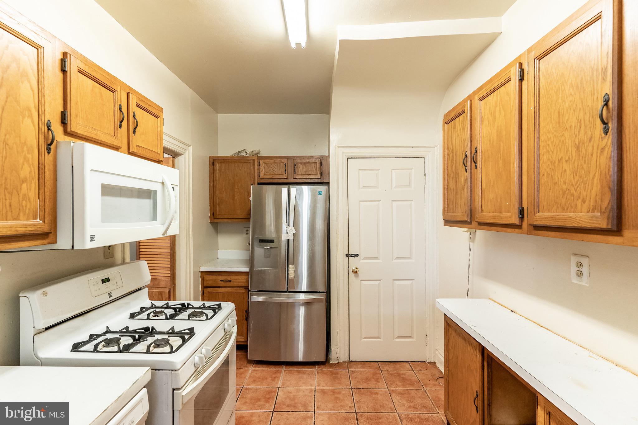 1370 Spring Road Northwest Washington, DC 20010 - Photo 7 of 15 Gallery Image 7