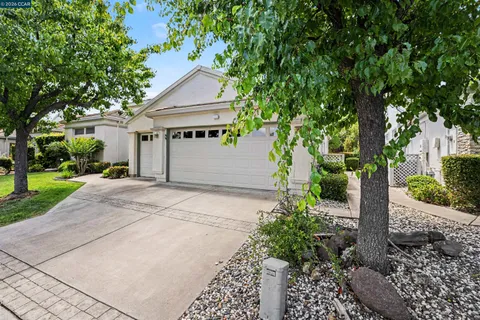 $679,000 | 143 Honeygold Lane, Brentwood, CA 94513