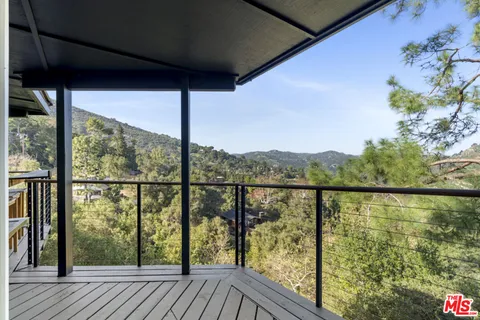 $1,595,000 | 19901 Grand View Drive, Topanga, CA 90290